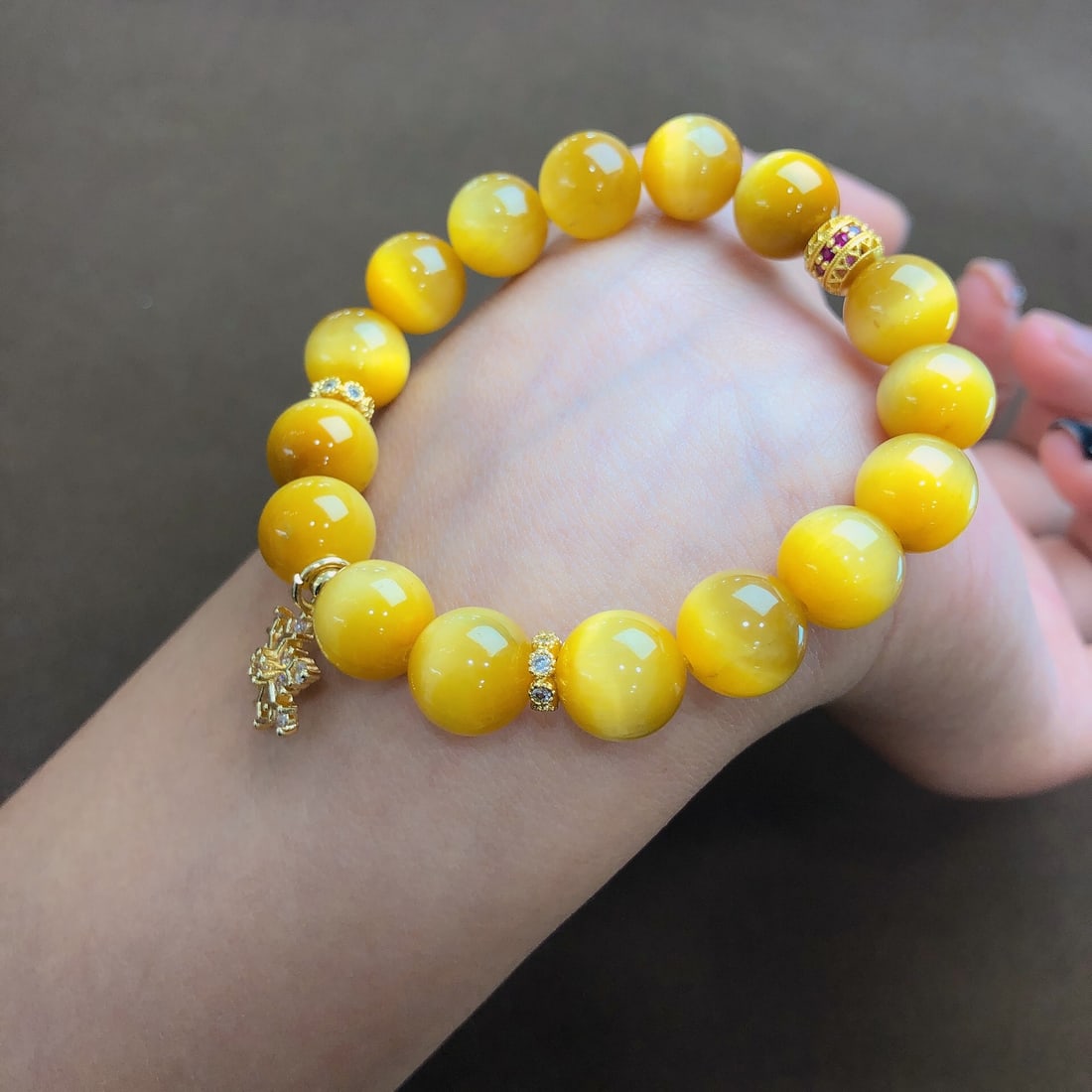 An Exquisite Crystal Bracelets - 5