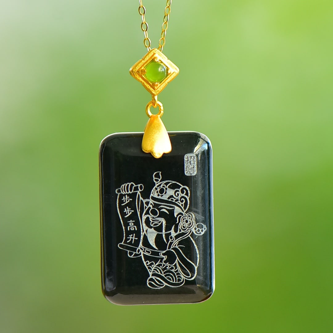 An Exquisite Sterling Silver-Gold Plated Inlaid Black Jade Pendant: An Exquisite Sterling Silver-Gold Plated Inlaid Black Jade Pendant, 纯银镀金镶墨玉吊坠