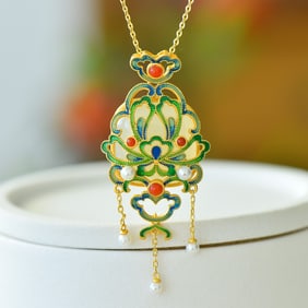 An Exquisite Sterling Silver-Gold Plated Inlaid White Jade Enamel Pendant,Inlaid Pearl