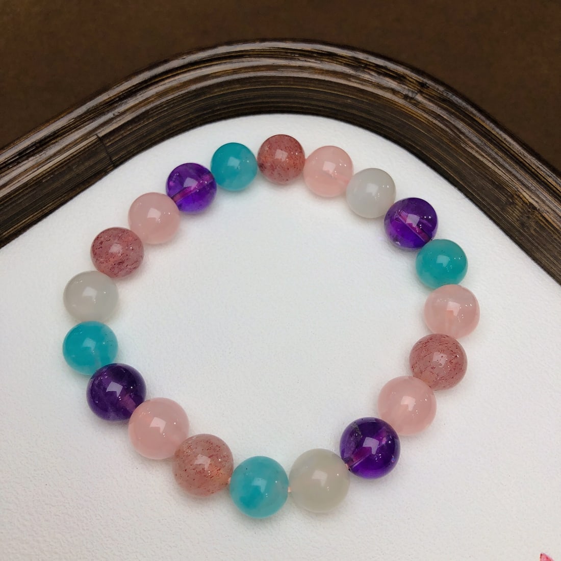 An Exquisite Multi-Gem Bracelets - 9