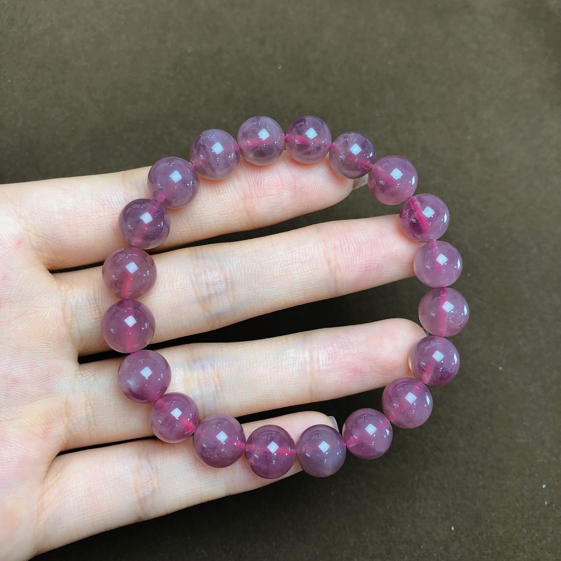 An Exquisite Crystal Bracelets: An Exquisite Crystal Bracelets,Size:9.6mm,Weight:25.3g 水晶手串