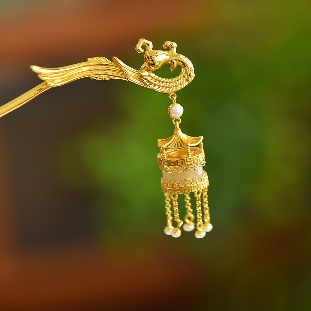 An Exquisite Sterling Silver-Gold Plated Inlaid White Jade Hairpin: An Exquisite Sterling Silver-Gold Plated Inlaid White Jade Hairpin, 纯银镀金镶白玉发簪