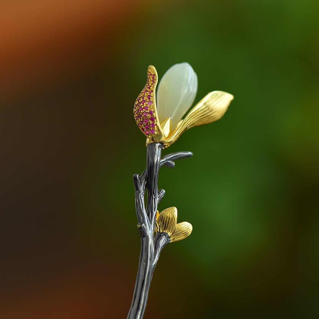 An Exquisite Sterling Silver-Gold Plated Inlaid White Jade Hairpin: An Exquisite Sterling Silver-Gold Plated Inlaid White Jade Hairpin, 纯银镀金镶白玉发簪