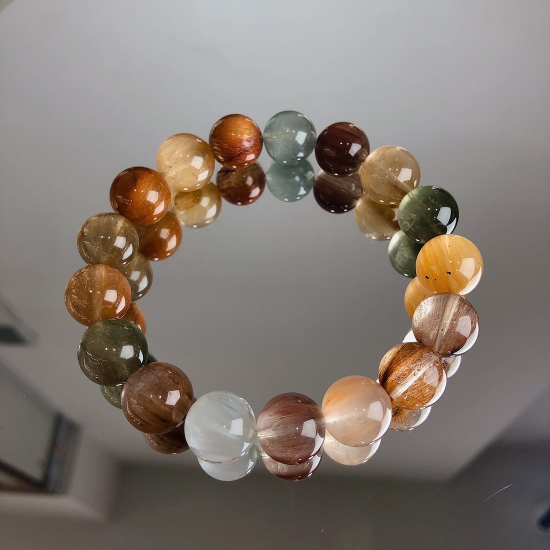 An Exquisite Crystal Bracelets - 11