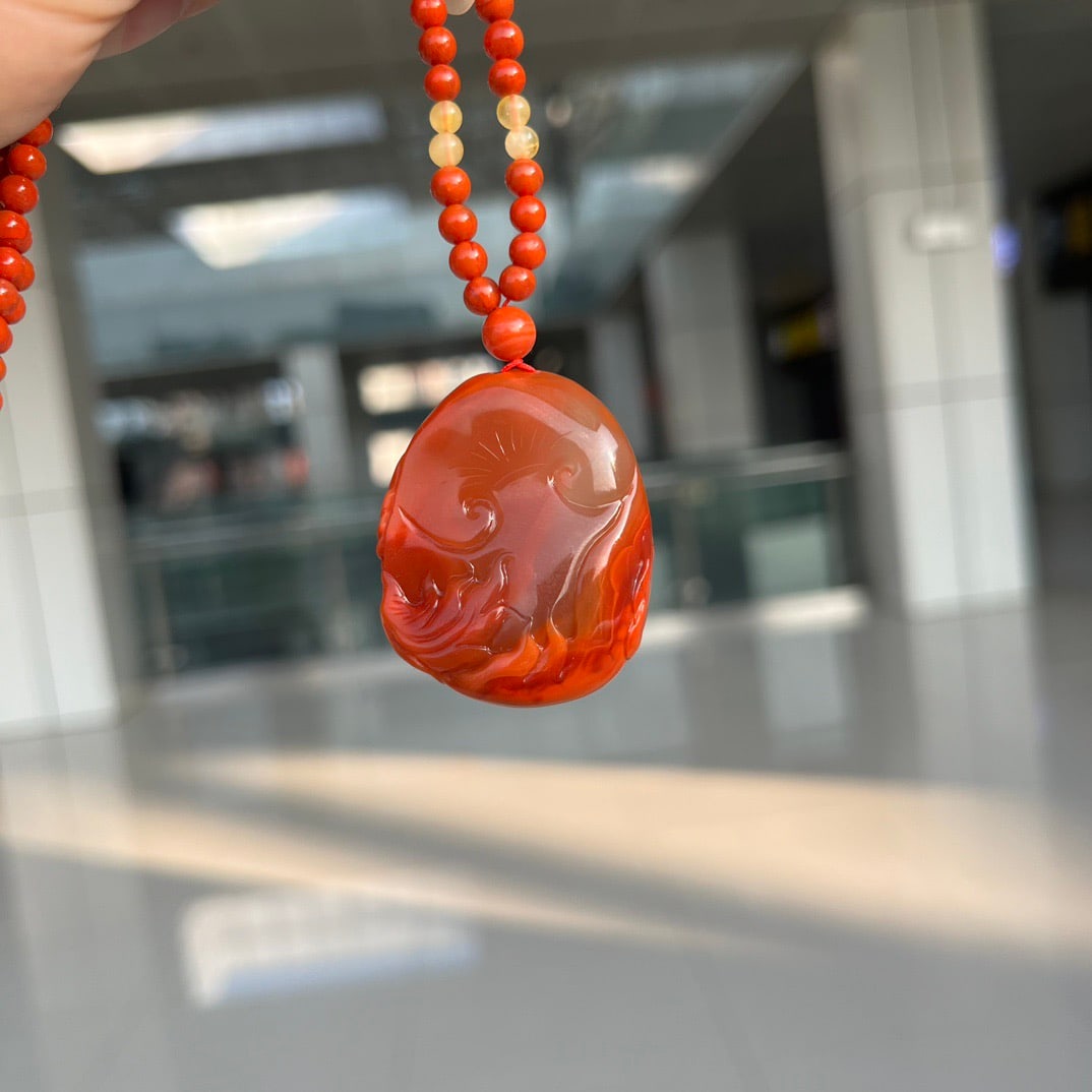 An Exquisite Agate Phoenix Pattern Pendant - 2