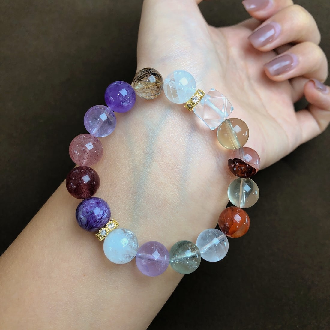 An Exquisite Crystal Bracelets - 2