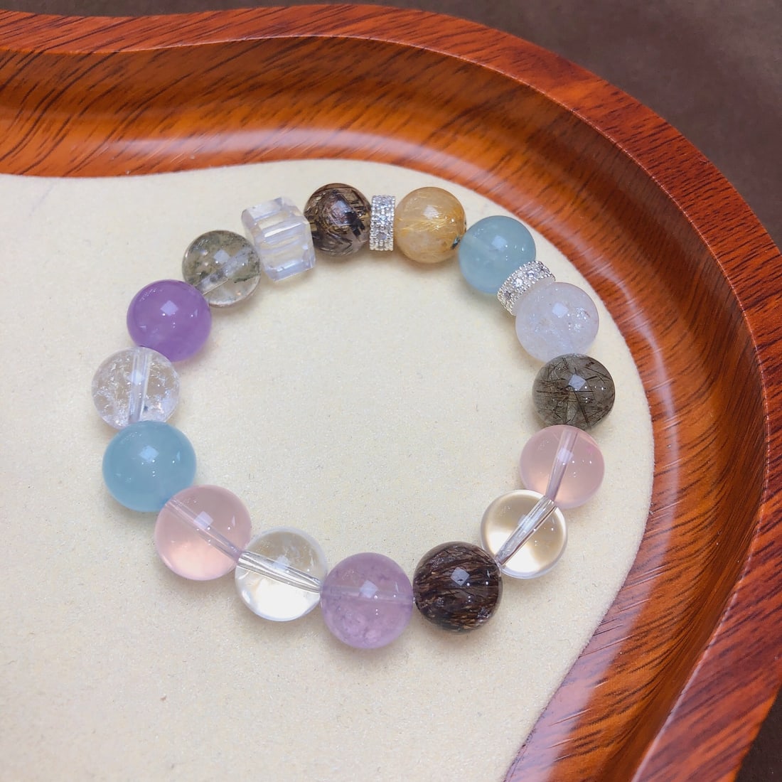 An Exquisite Crystal Bracelets - 8