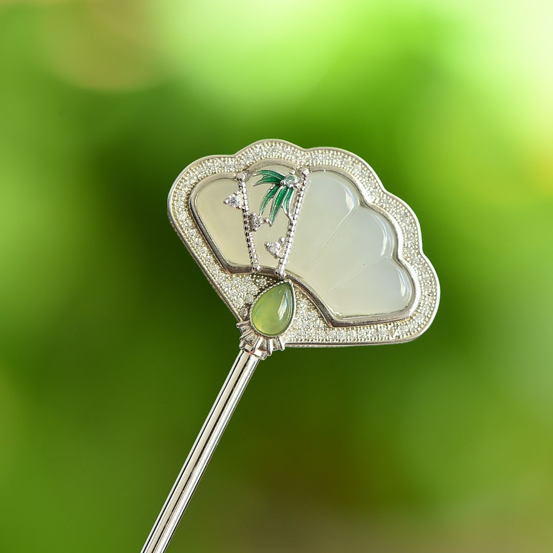 An Exquisite Sterling Silver Inlaid White Jade Enamel Hairpin: An Exquisite Sterling Silver Inlaid White Jade Enamel Hairpin, 纯银镶白玉珐琅发簪