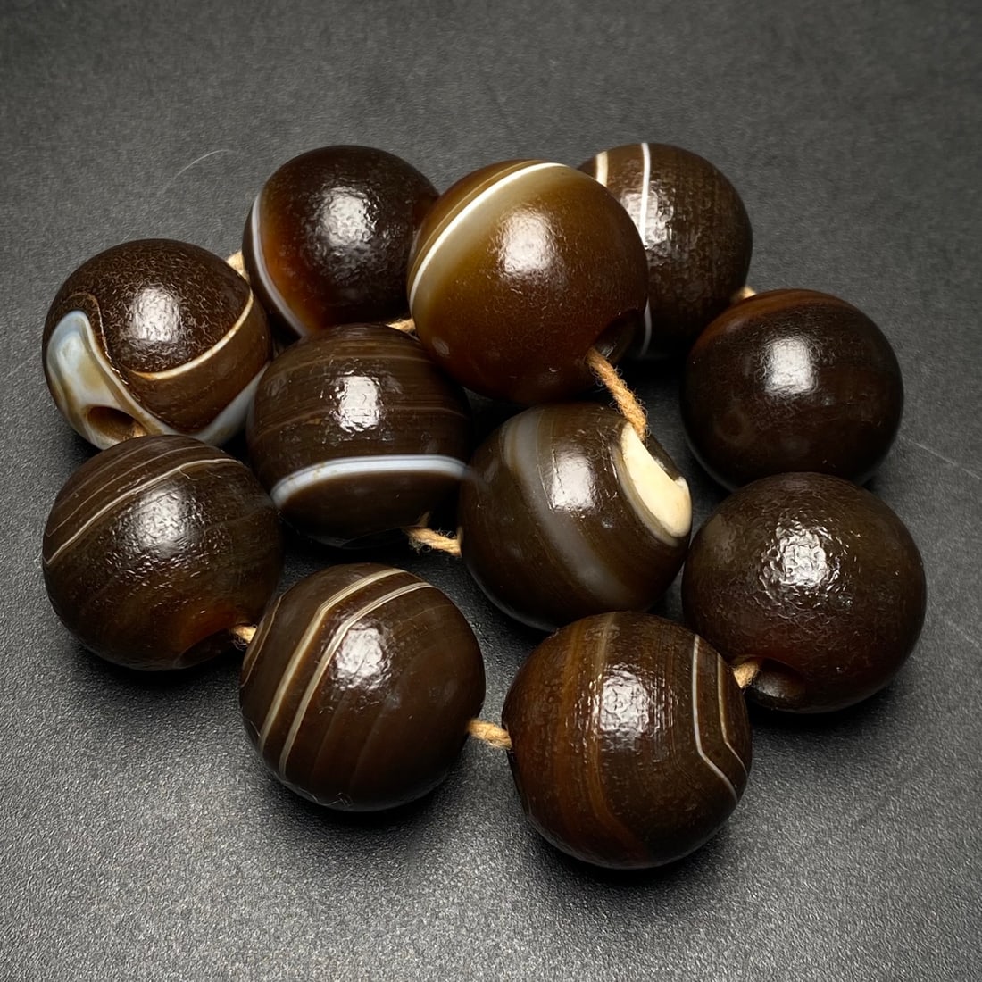 An Exquisite Agate Bracelets - 7