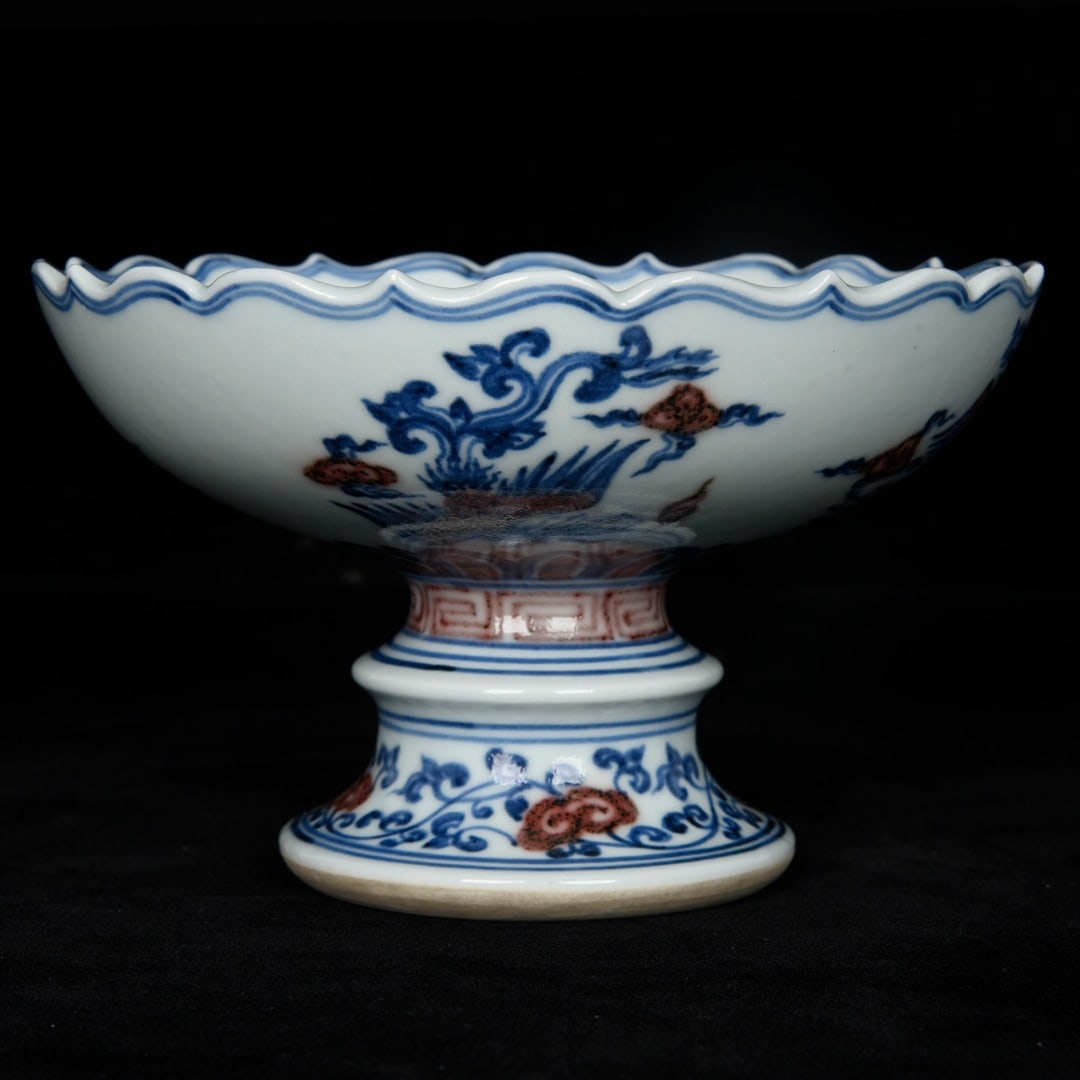 An Exquisite Blue and White Underglaze-Red Auspicious Cloud and Phoenix Pattern Candlestick (1 of 8)