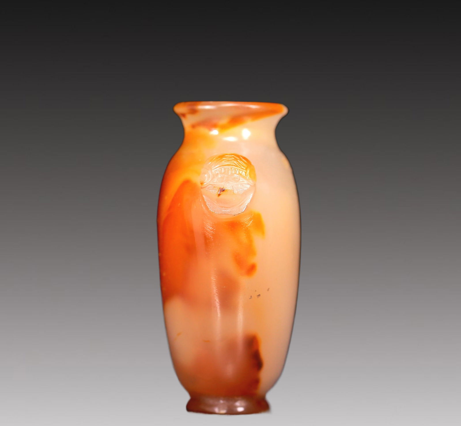 A Precious Agate Beast-Handled Snuff Bottle - 3