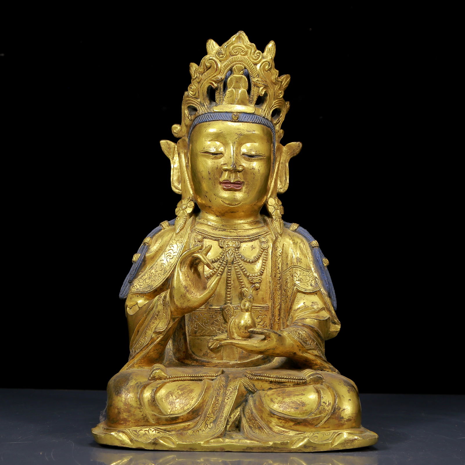 A Solemn Gilt Bronze Statue of Avalokitesvara (1 of 10)
