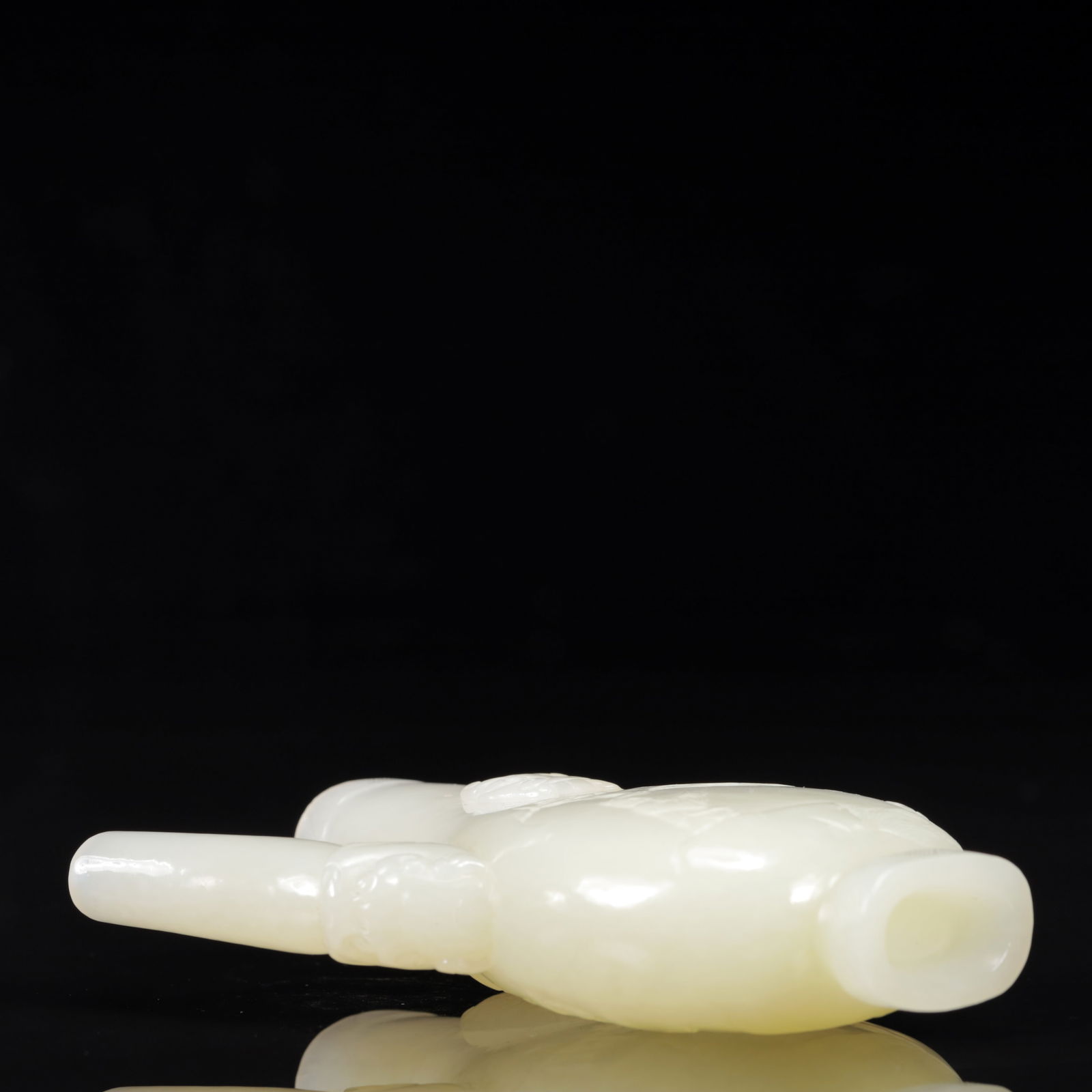 An Exquisite White Jade Figure Pattern Ewer - 10