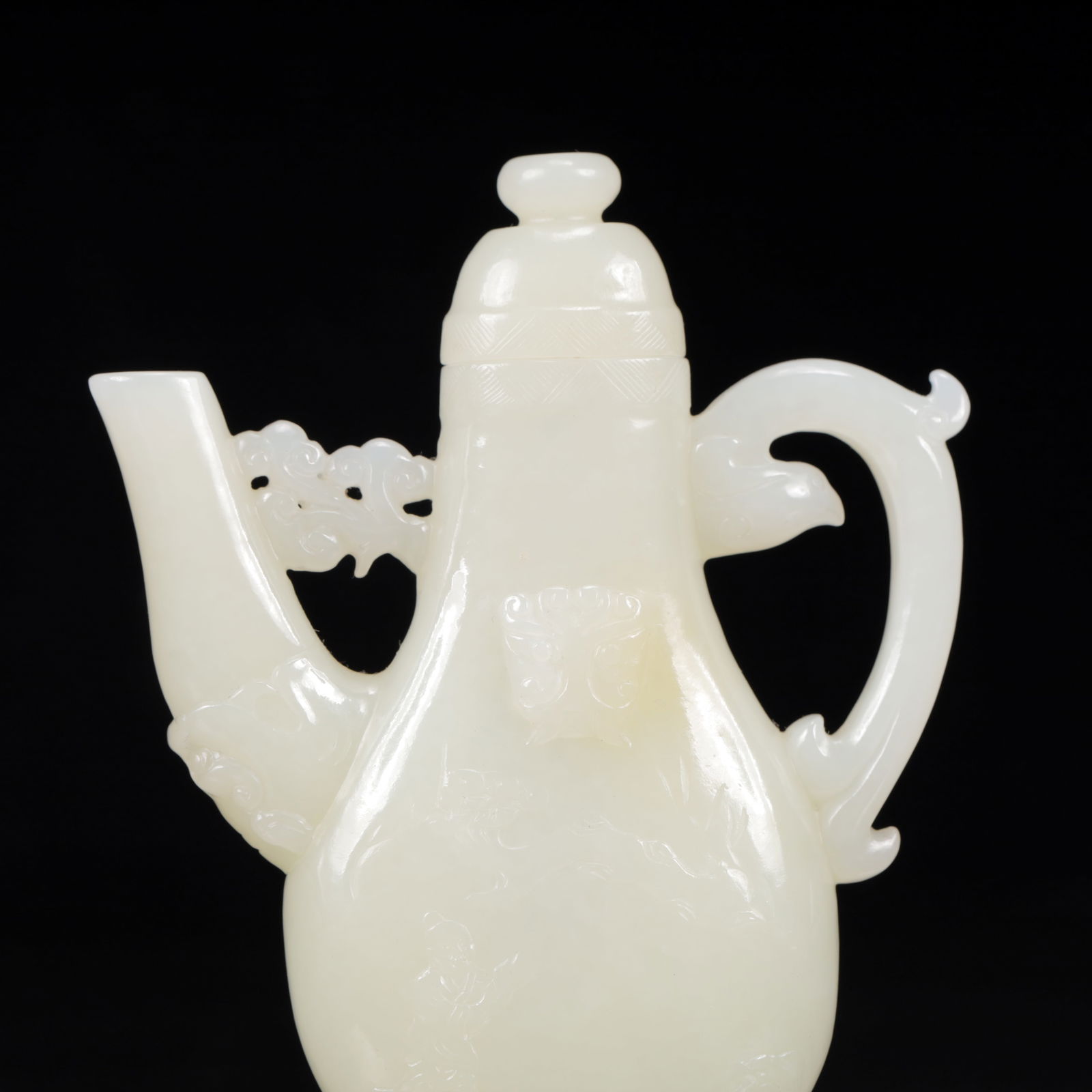 An Exquisite White Jade Figure Pattern Ewer - 2