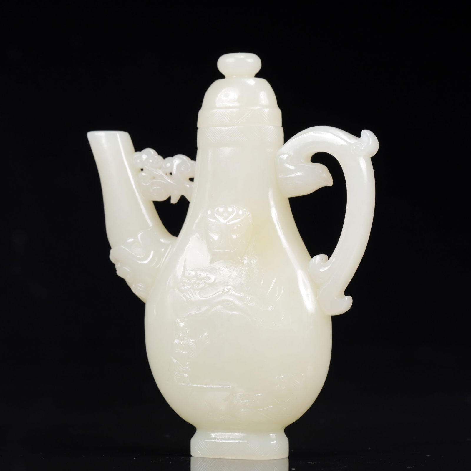 An Exquisite White Jade Figure Pattern Ewer - 4