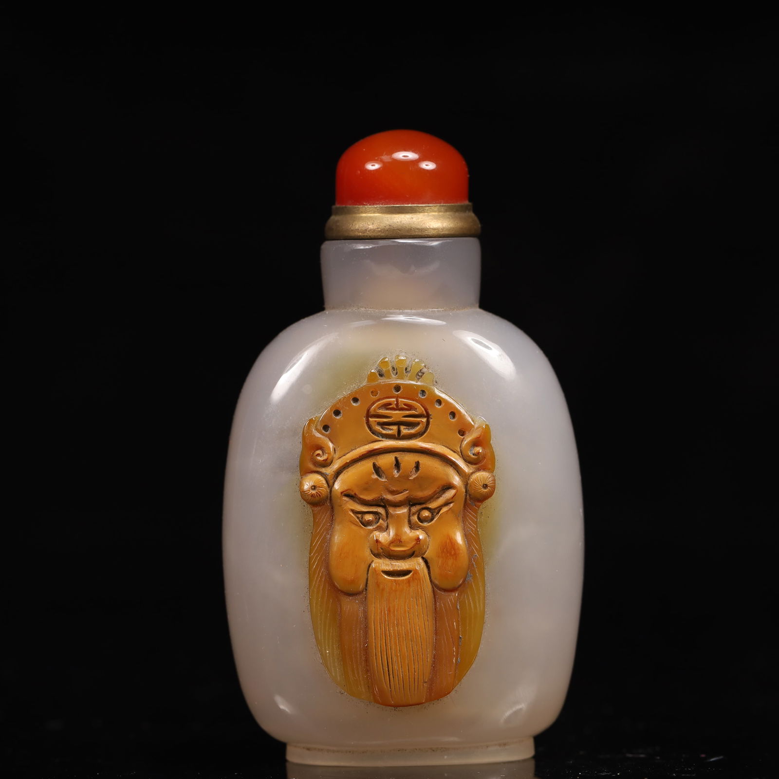 An Exquisite Agate Human-Face Pattern Snuff Bottle (1 of 9)