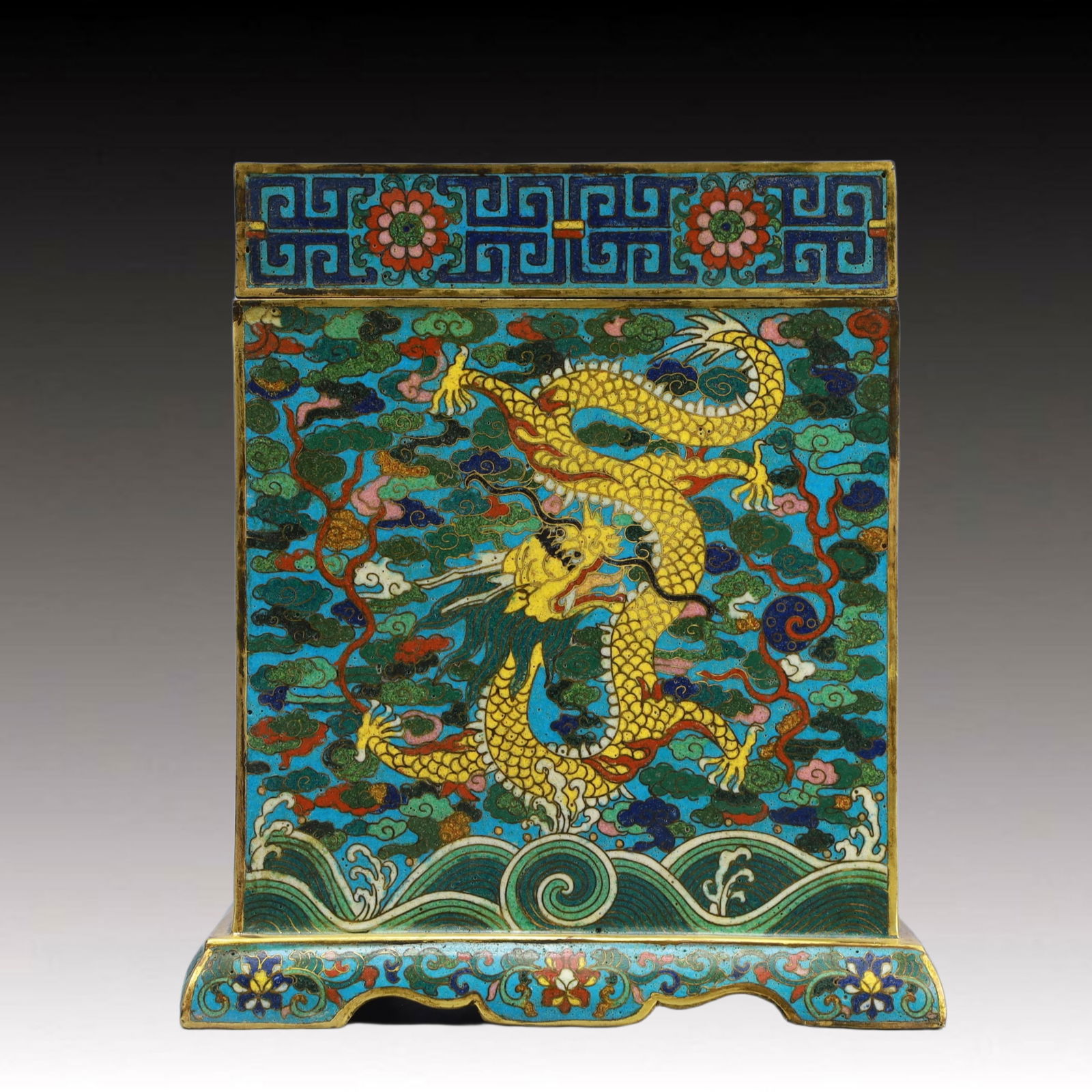 An Exquisite Cloisonne Dragon Pattern Box - 4