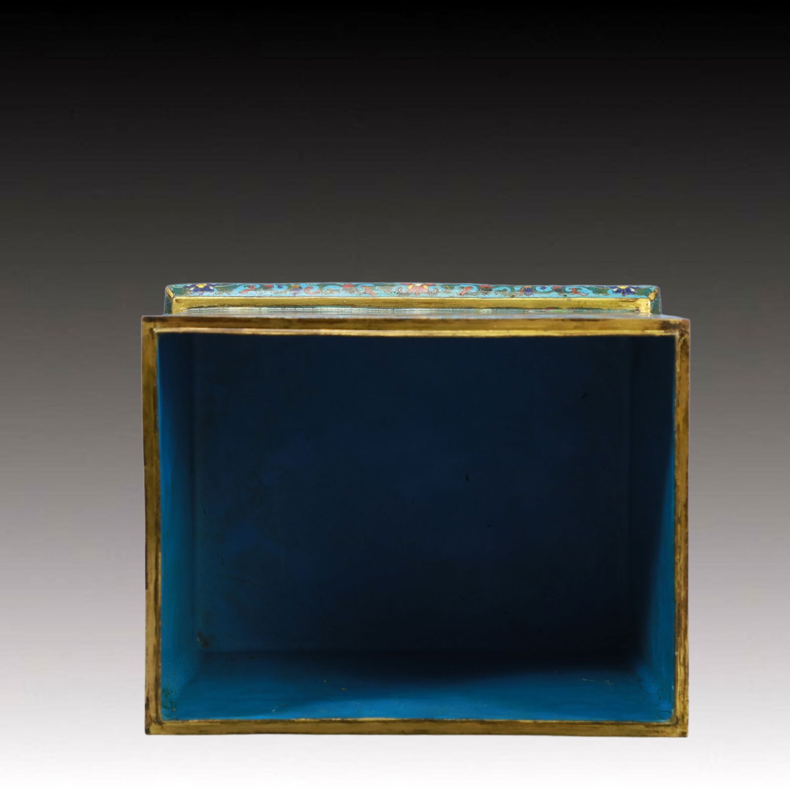 An Exquisite Cloisonne Dragon Pattern Box - 6