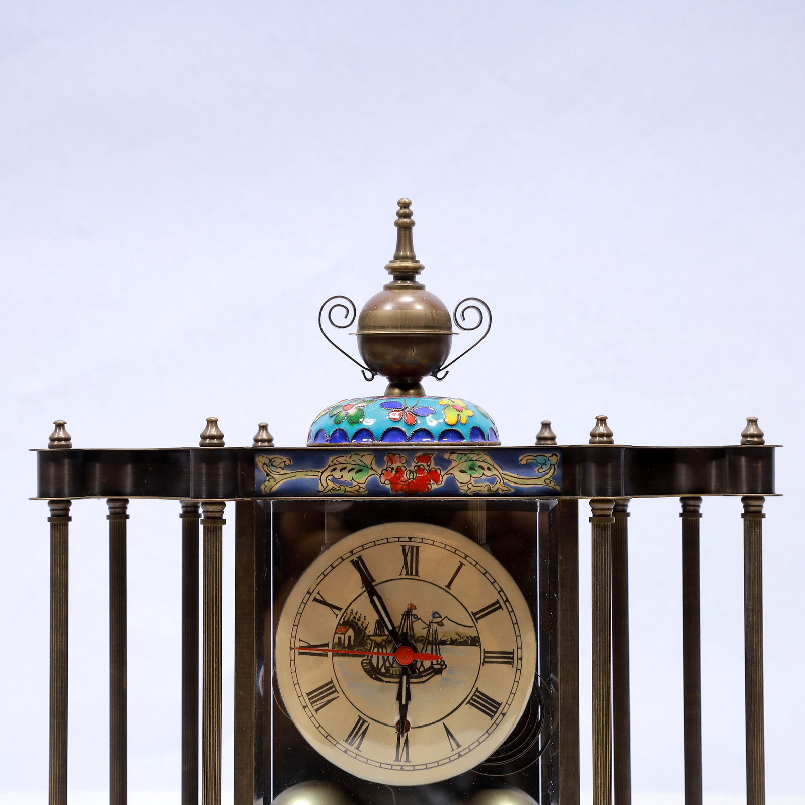 An Exquisite Cloisonne Flower Pattern Table Clock Ornament - 2