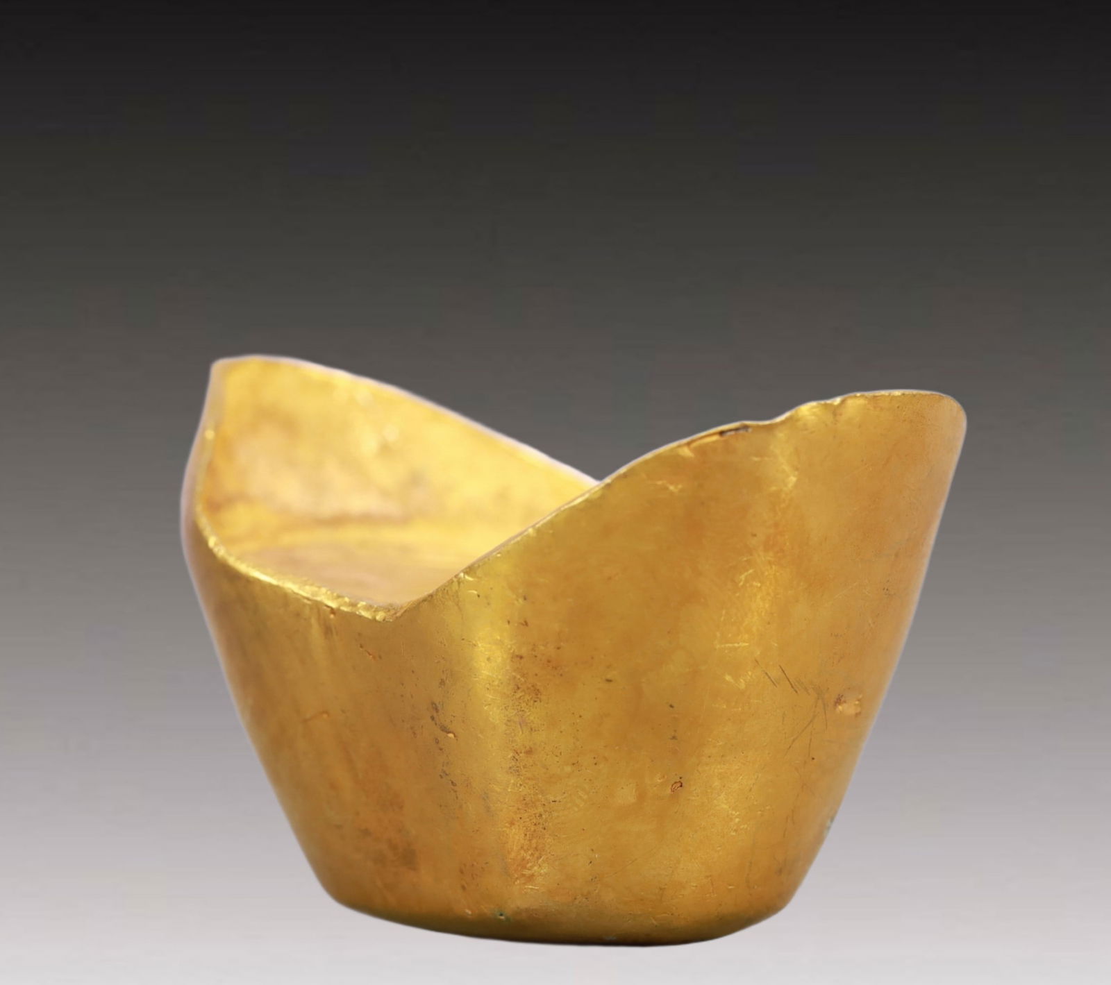 An Exquisite Gold Ingot - 4