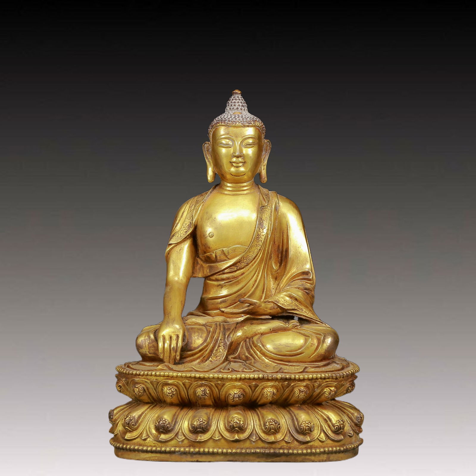 A Solemn Gilt Bronze Statue of Sakyamuni (1 of 9)