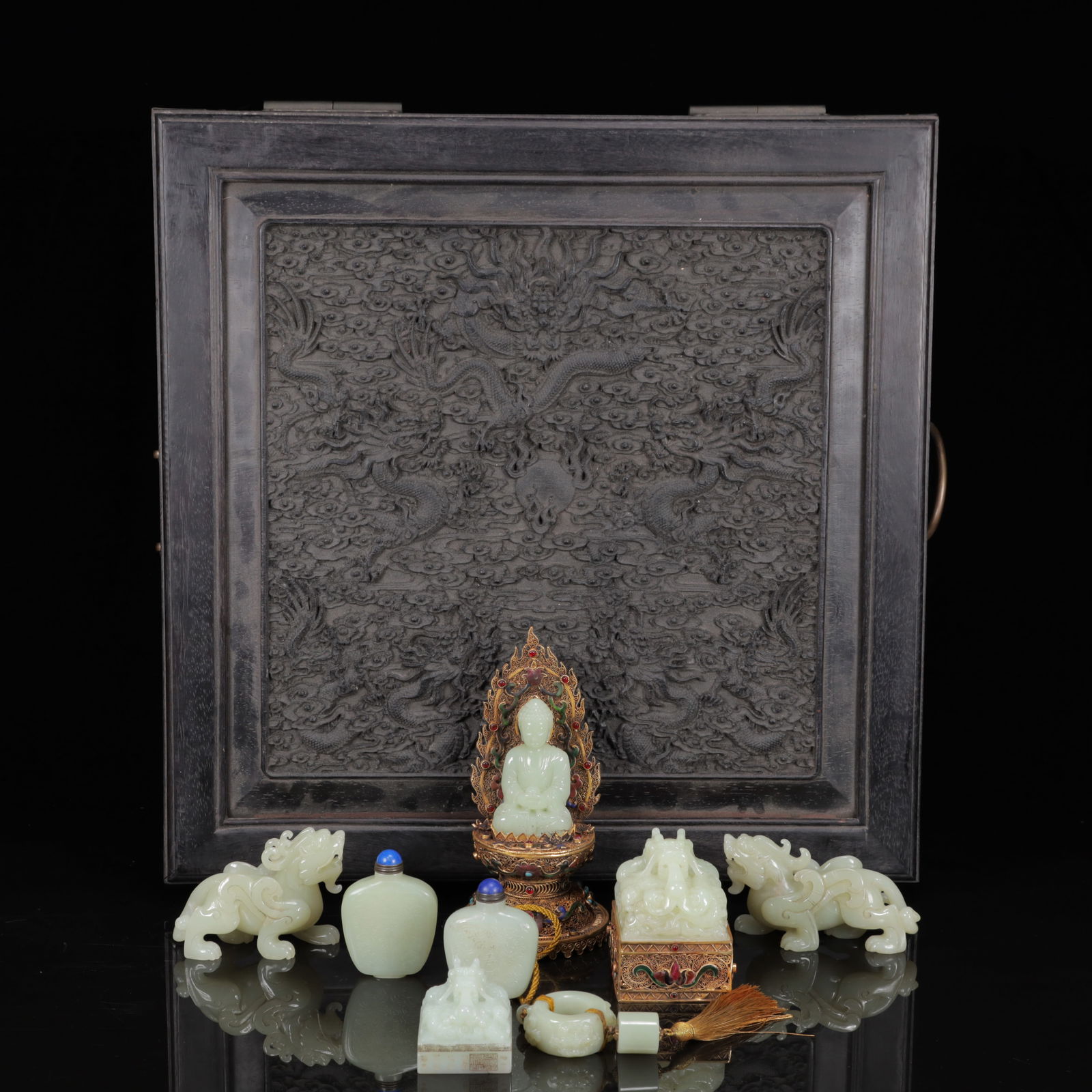 A Set of Exquisite Gilt Inlaid White Jade Buddha Statue Ornaments (1 of 16)