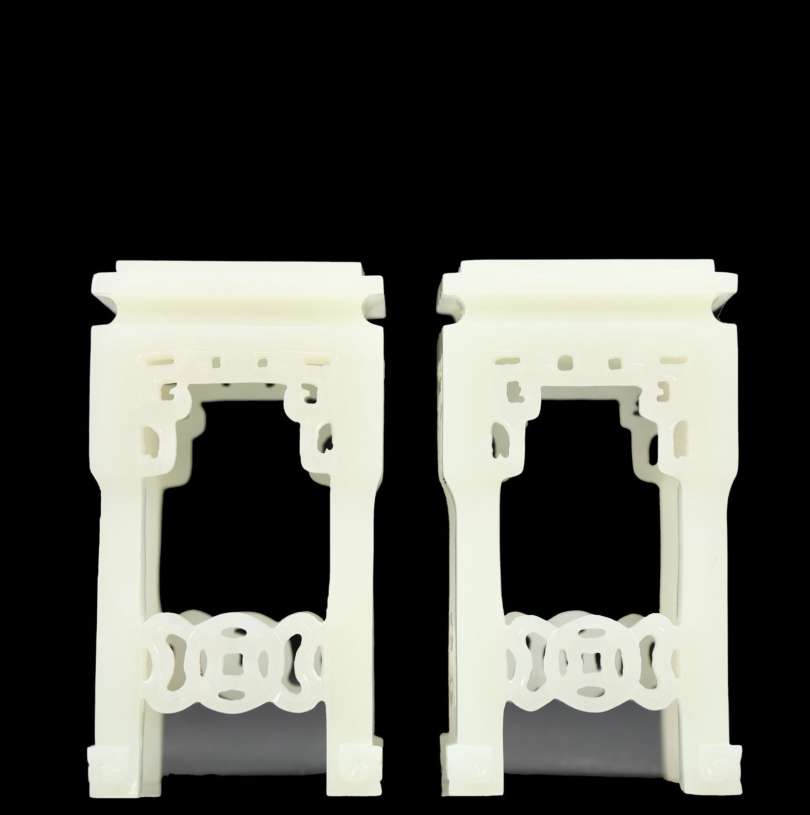 A Pair of Exquisite White Jade Stool Ornament: A Pair of Exquisite White Jade Stool Ornament, Qing Dynasty, China, Size:1.9inx1.6inx3.3in, Weight:224g一对 精美的白玉凳子摆件,中