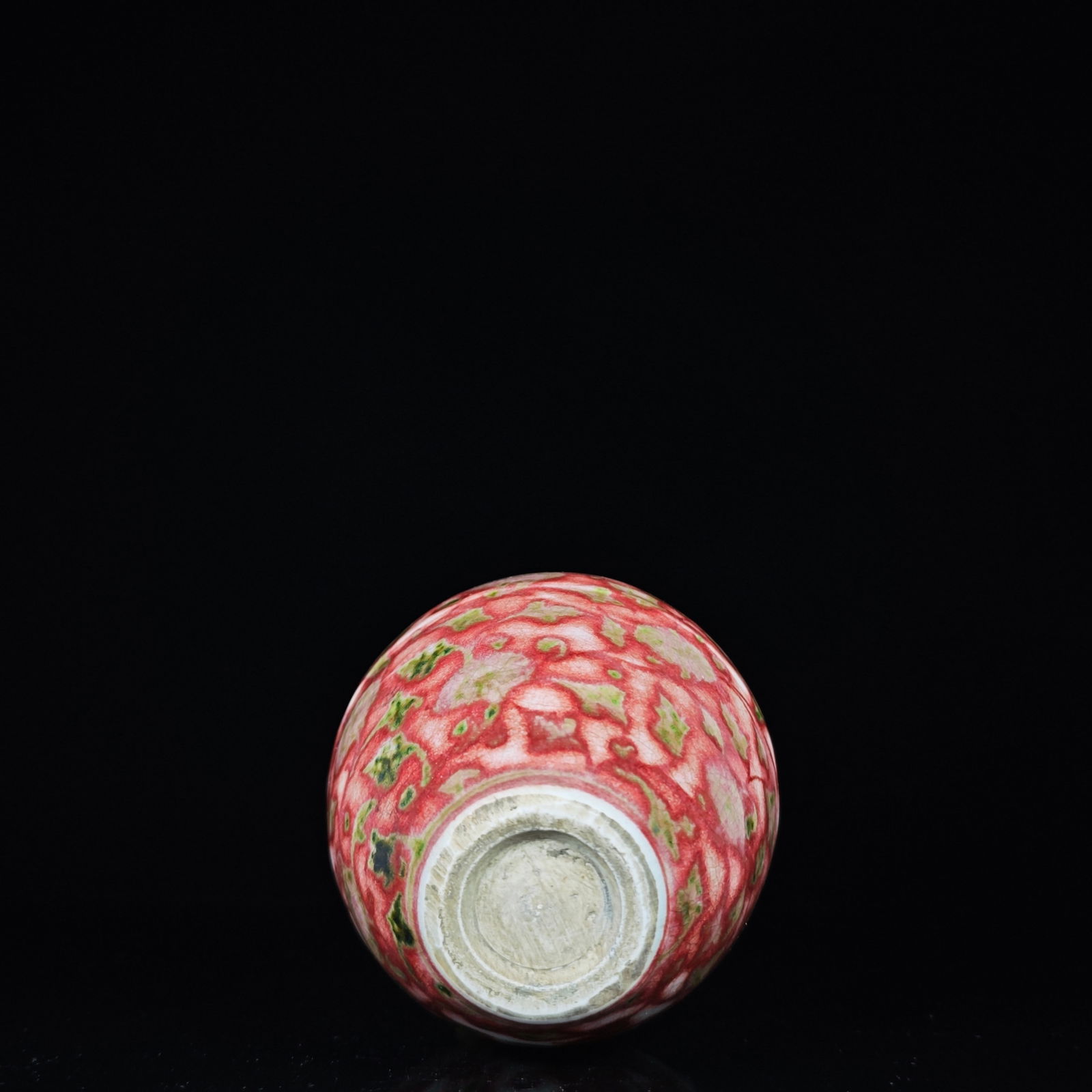 An Exquisite Underglaze-Red Flower Pattern Vase - 9