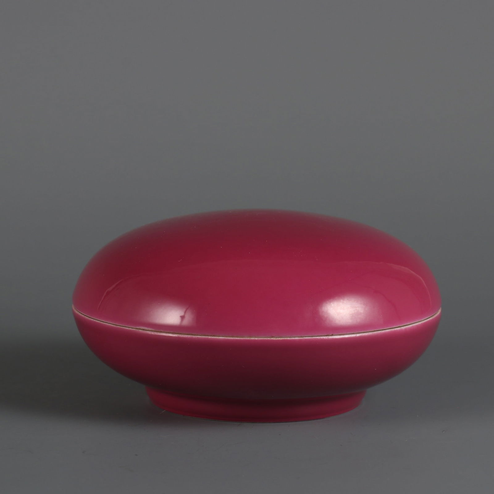 An Exquisite Ruby Red-Glazed Cover Box (1 of 7)