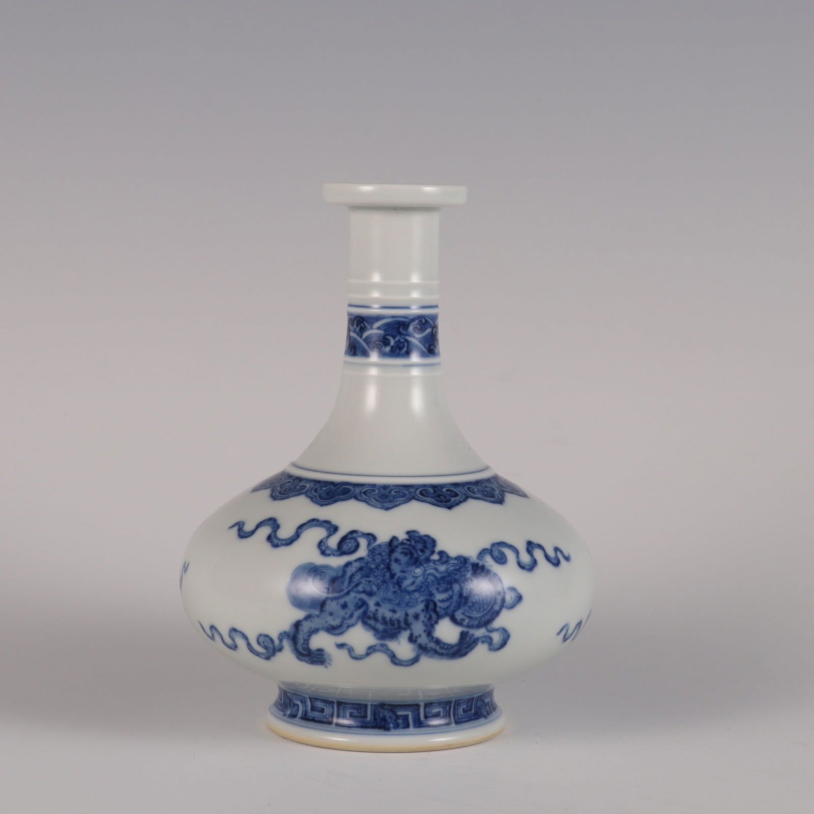 An Exquisite Blue and White Lion Pattern Vase: An Exquisite Blue and White Lion Pattern Vase,Qing Dynasty, China,Yongzheng Six-character Mark,Size:6.4inx4.3inx1.6in 