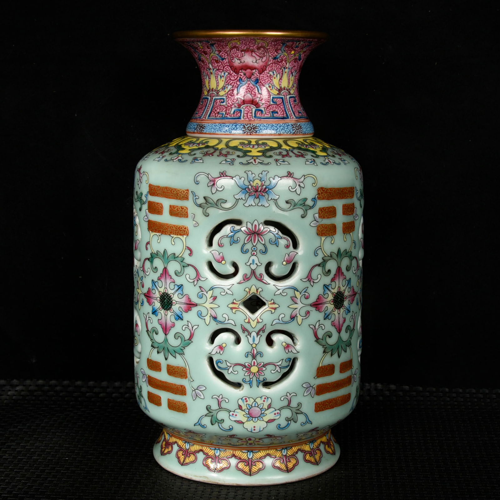 An Exquisite Celadon Glazed Famille-Rose Painted Gold Hollow Lotus Pattern Vase: An Exquisite Celadon Glazed Famille-Rose Painted Gold Hollow Lotus Pattern Vase,Qing Dynasty, China,Qianlong Six-character Mark,Size:9.3inx5.1in 