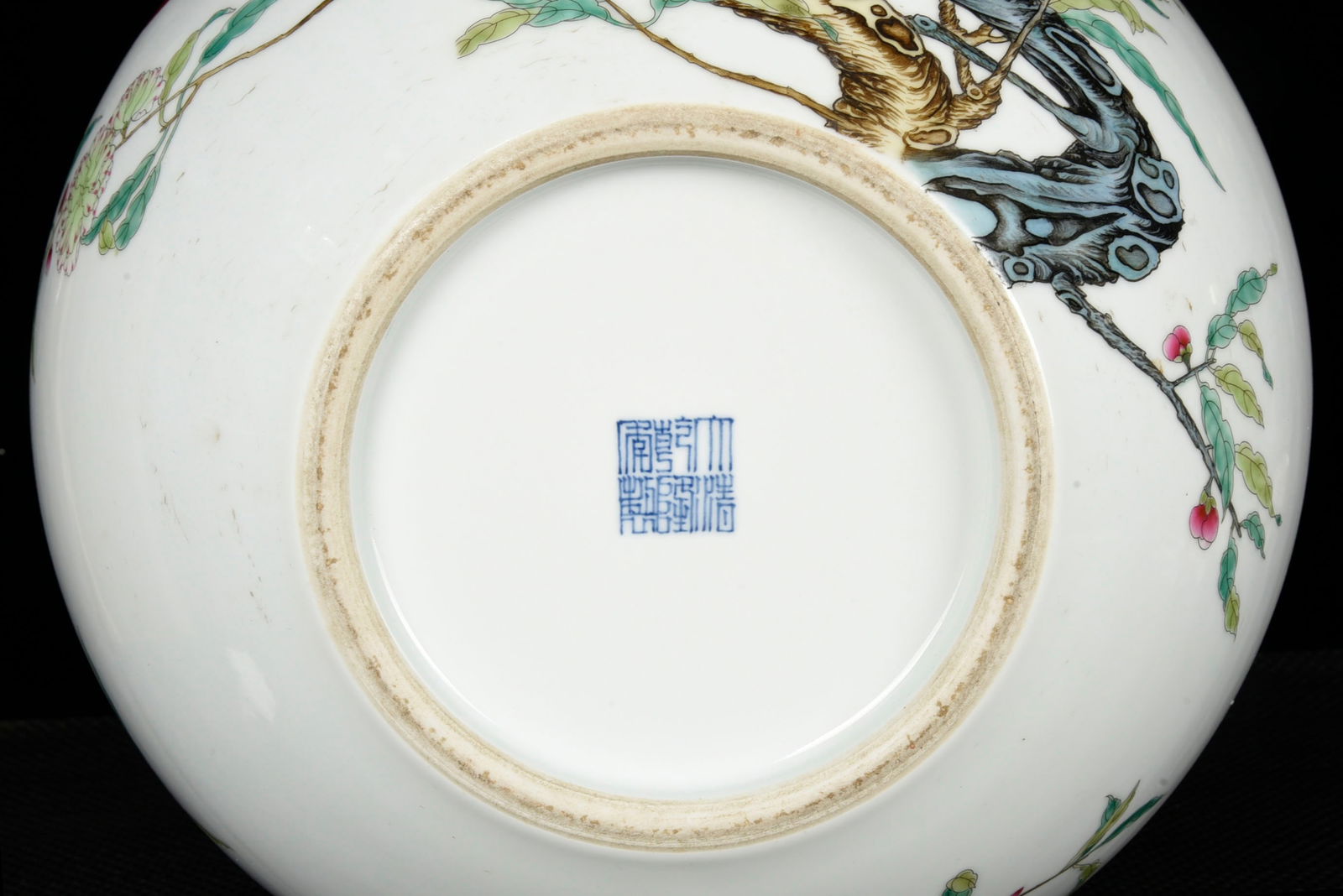 A Huge Enamel Peach Pattern Vase - 9