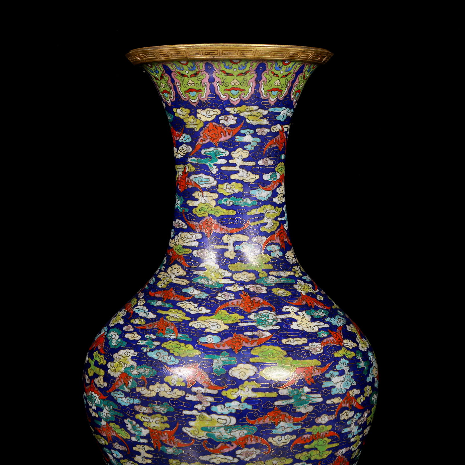 A Huge Cloisonne Auspicious Cloud and Bats Pattern Vase - 2