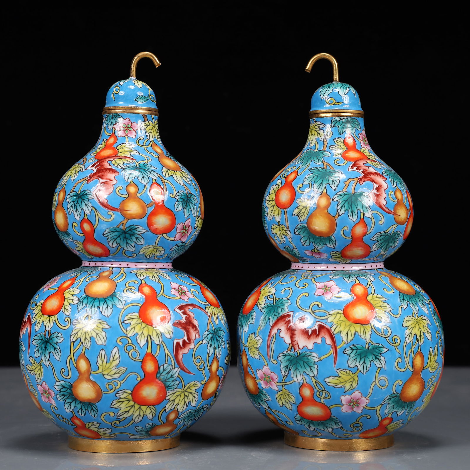 A Pair of Exquisite Painted Enamel Gourd and Bats Pattern Gourd-Shaped Vases (1 of 17)