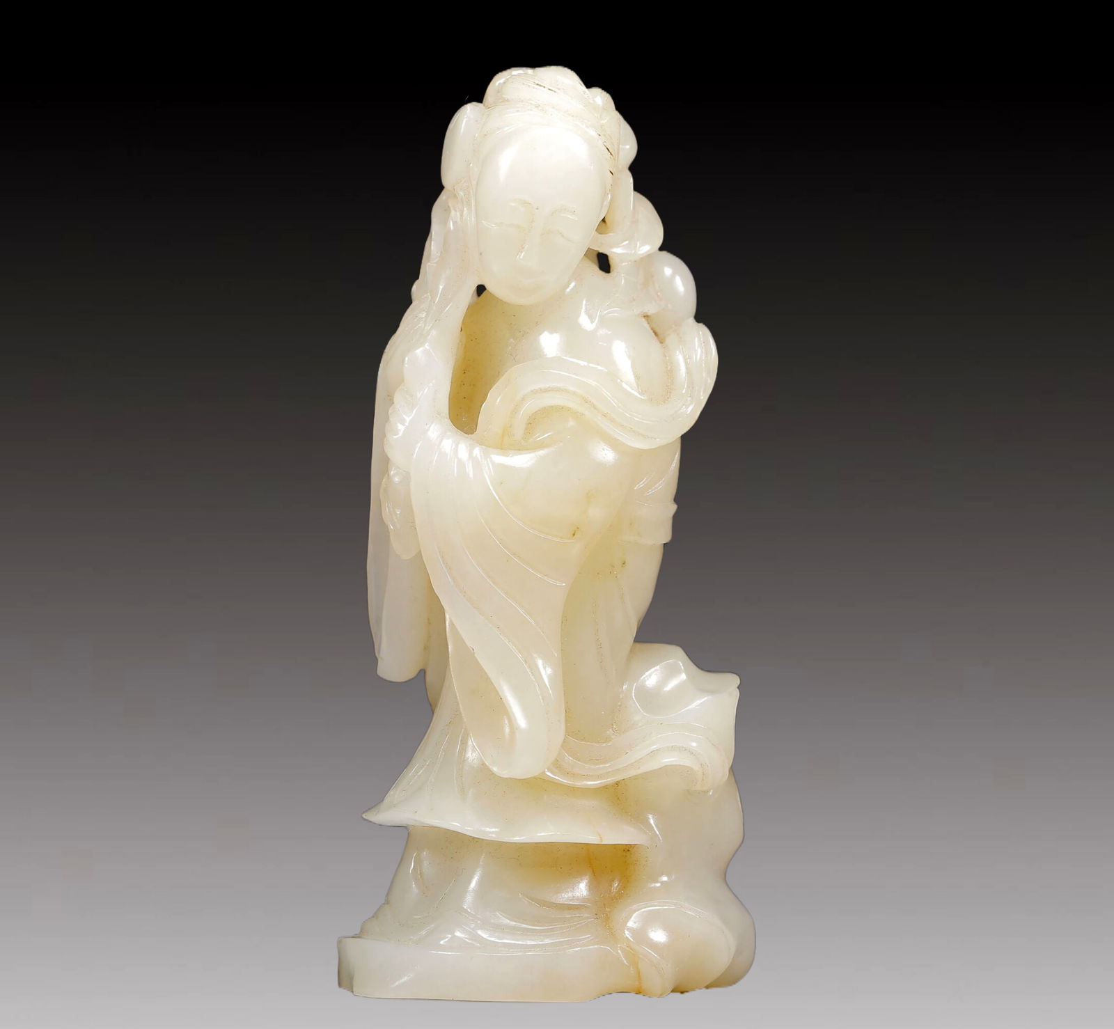 An Exquisite White Jade Figure Ornament (1 of 9)