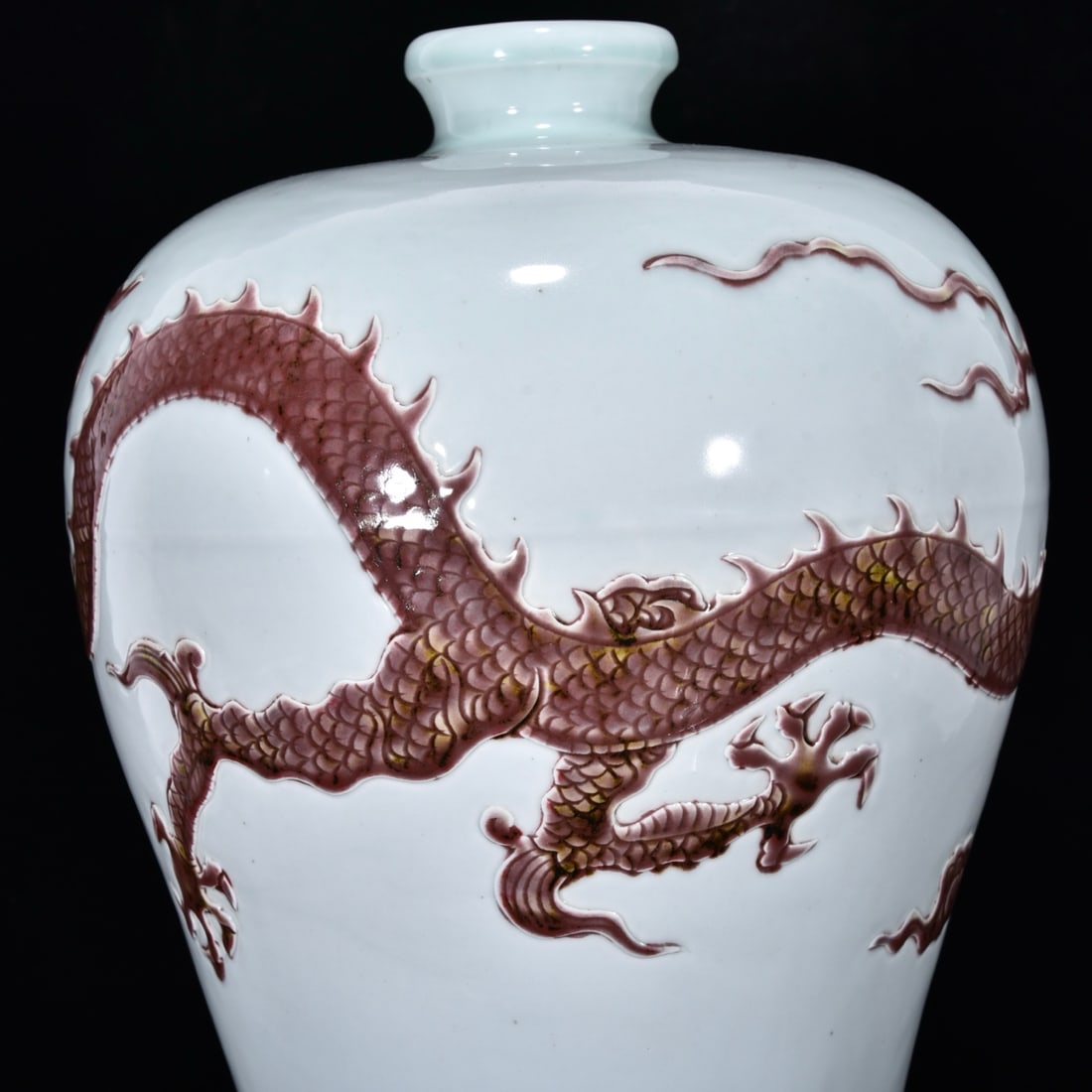 A Huge Underglaze-Red Auspicious Cloud and Dragon Pattern Vase - 7