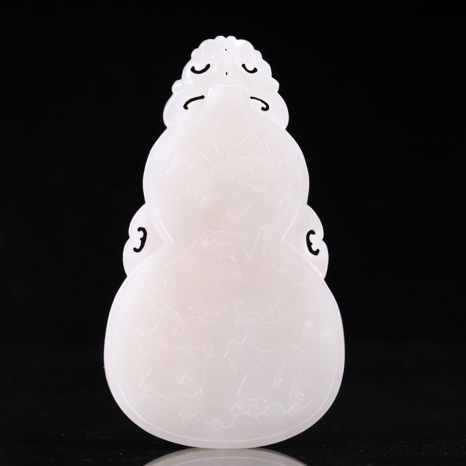 An Exquisite White Jade Figure Pattern Pendant - 6