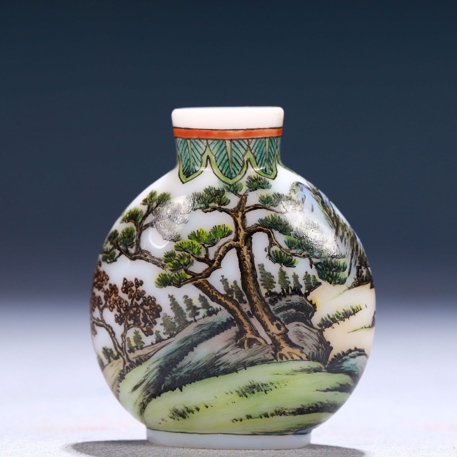 An Exquisite Glass Landscape Pattern Snuff Bottle (1 of 7)