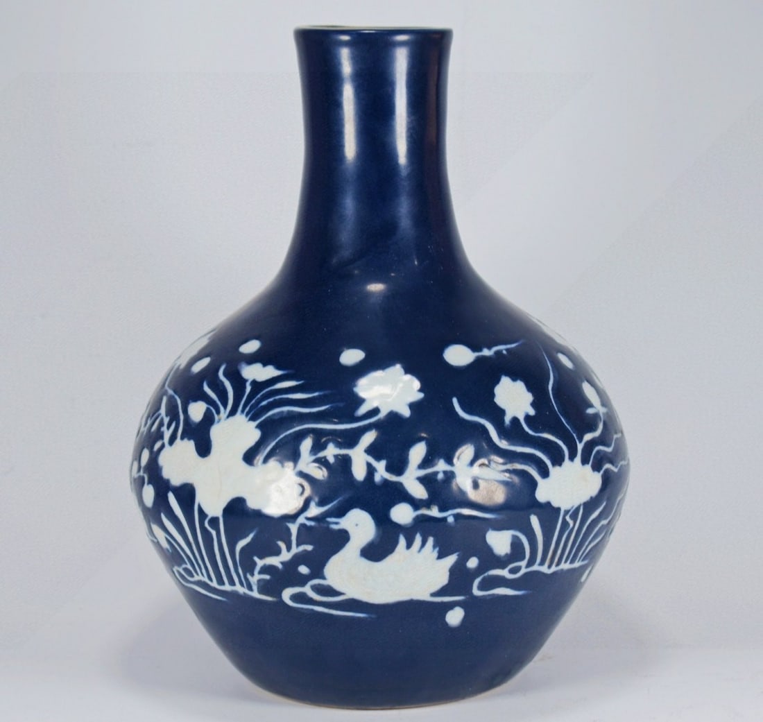 A Rare Ji Blue Glazed Flower and Bird Pattern Vase (1 of 9)