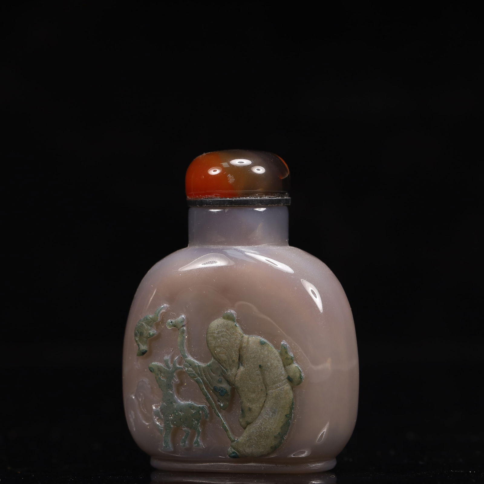 An Exquisite Agate Figure and Deer Pattern Snuff Bottle - 2