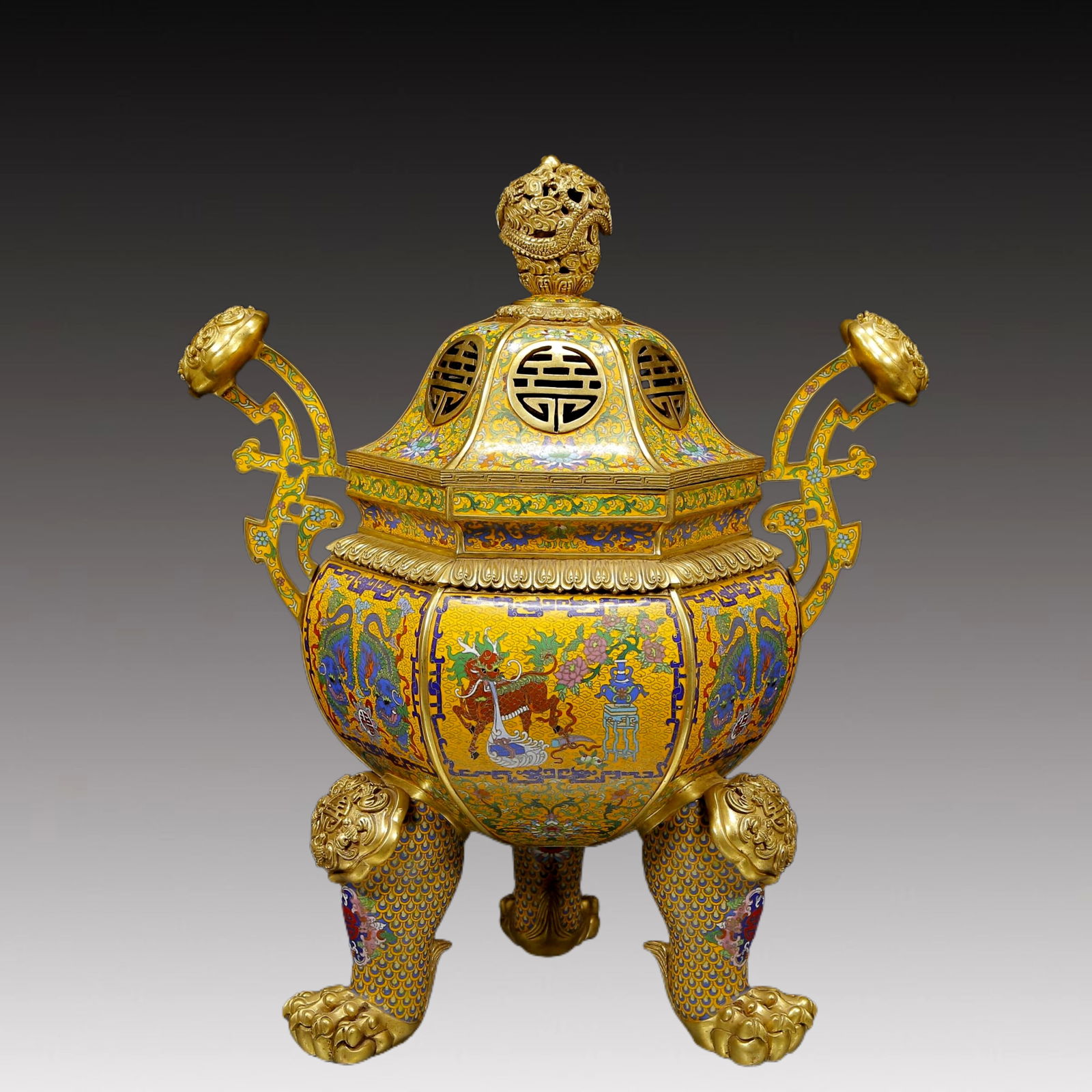 A Huge Cloisonne Auspicious Beast Pattern Ruyi-Ears and Tripod Censer: A Huge Cloisonne Auspicious Beast Pattern Ruyi-Ears and Tripod Censer,Qing Dynasty, China,Qianlong Four-character Mark,Size:20.9inx14.6inx22.4in,Weight:51.20kg 