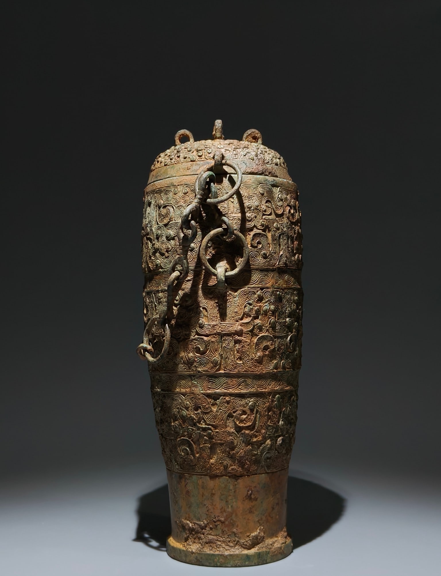 An Archaic Bronze Chi-Dragon Pattern Ewer - 4