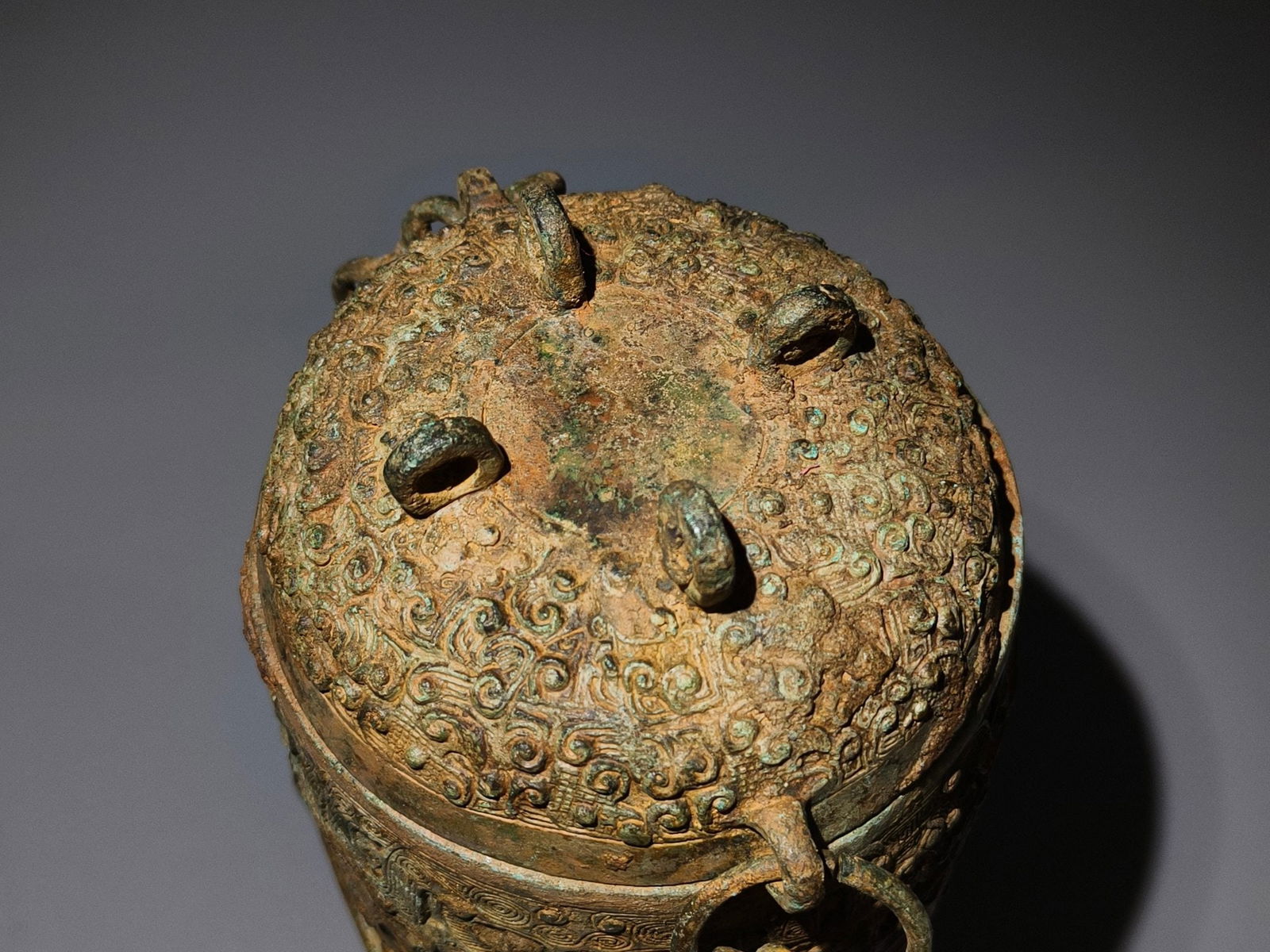 An Archaic Bronze Chi-Dragon Pattern Ewer - 6