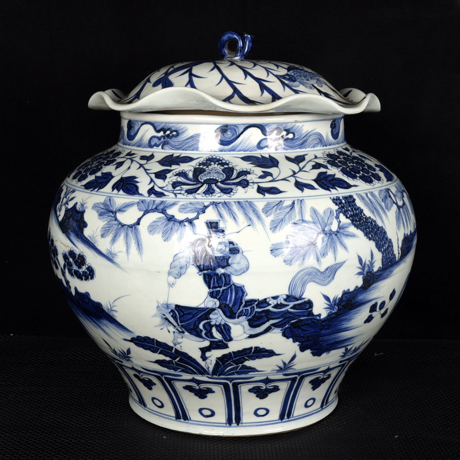 A Huge Blue and White Character and Story Pattern Cover Jar (1 of 9)