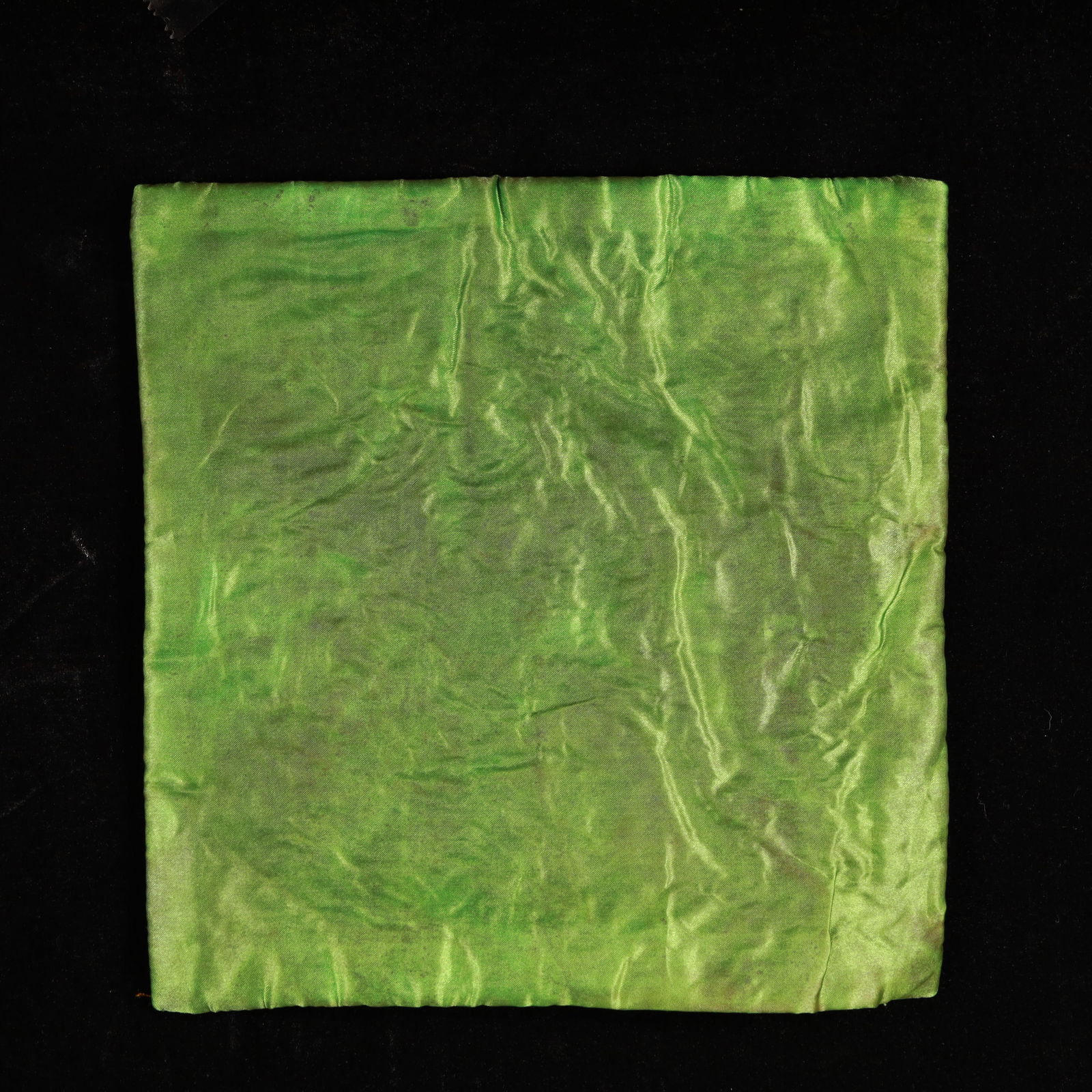 An Exquisite Embroidery Phoenix Pattern Mat - 2