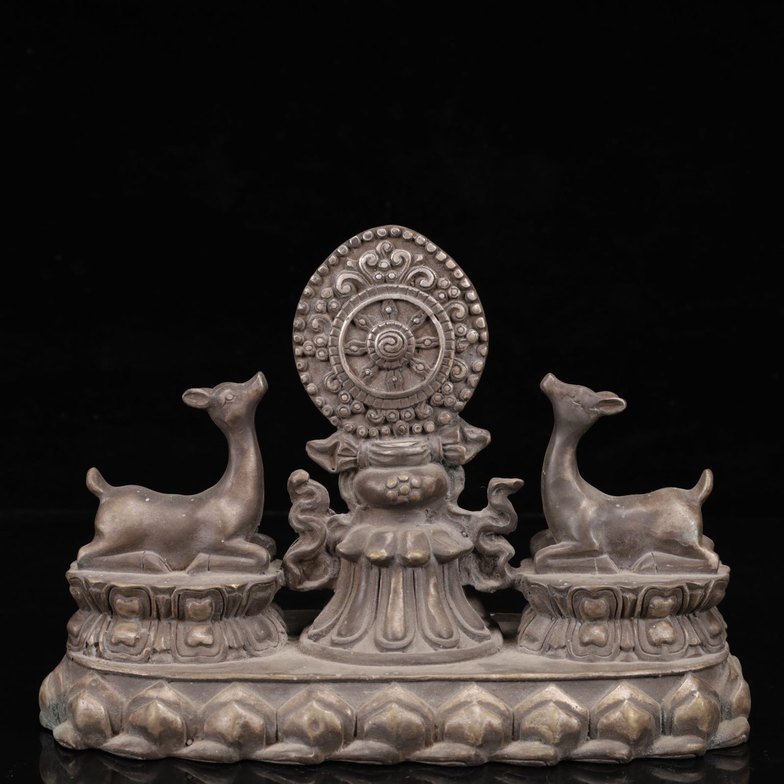 An Exquisite Silver Deer Ornament - 6