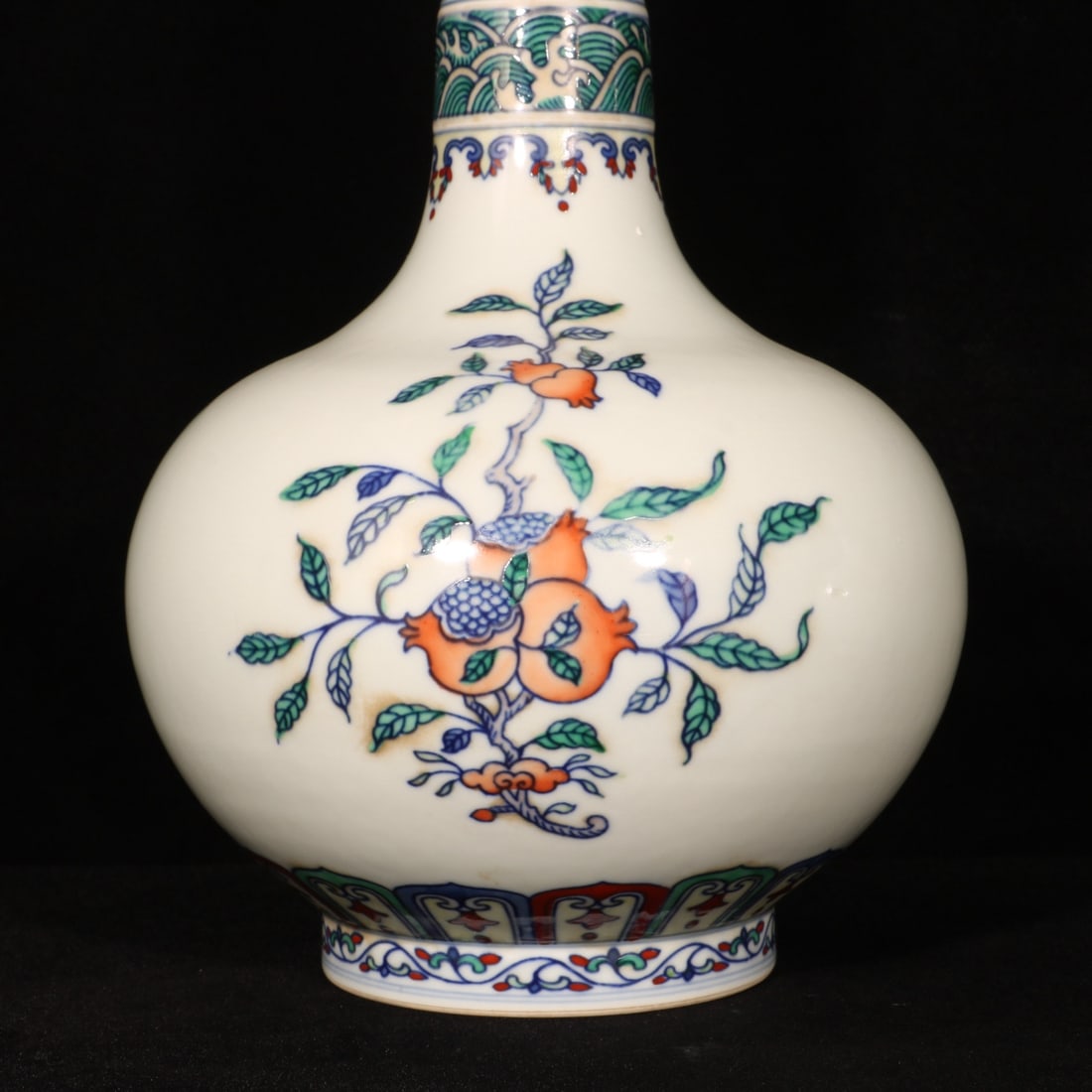 A Rare Doucai Fruit Pattern Vase - 3