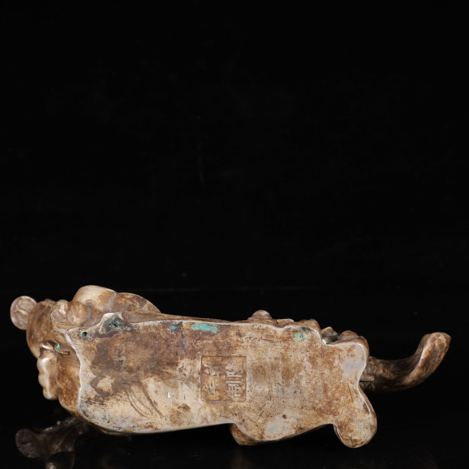 An Exquisite Silver Fish Ornament - 10