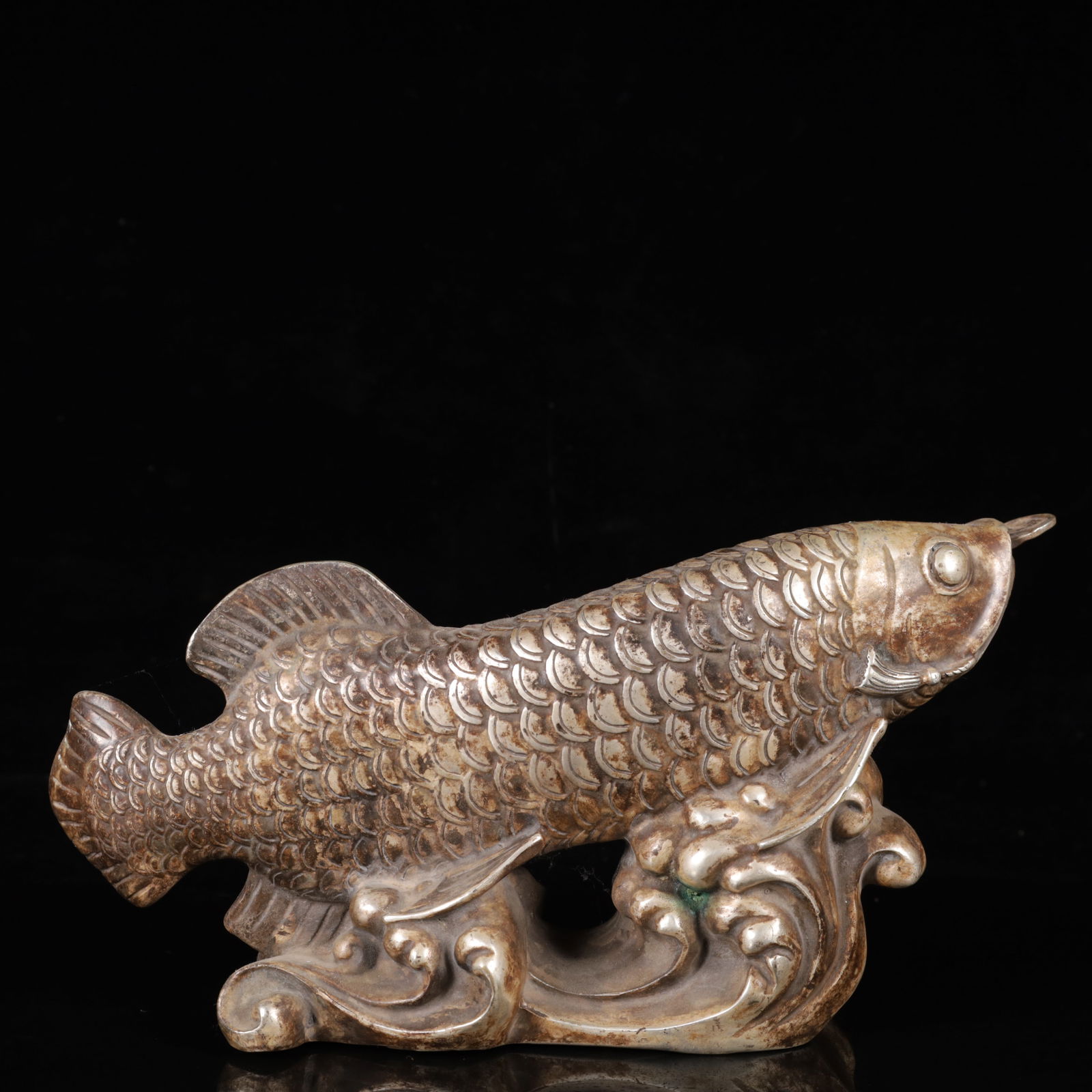 An Exquisite Silver Fish Ornament - 7