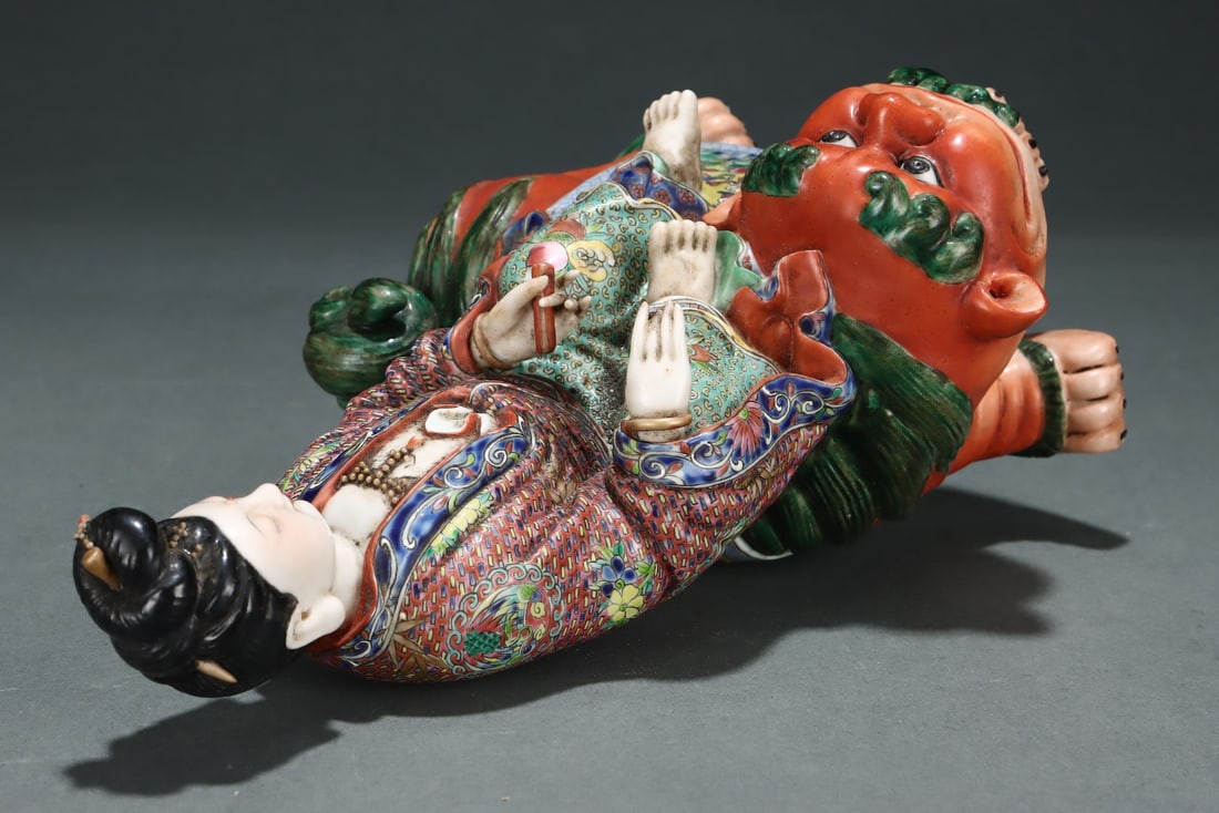 An Exquisite Enamel Flower Pattern Buddha Statue - 7